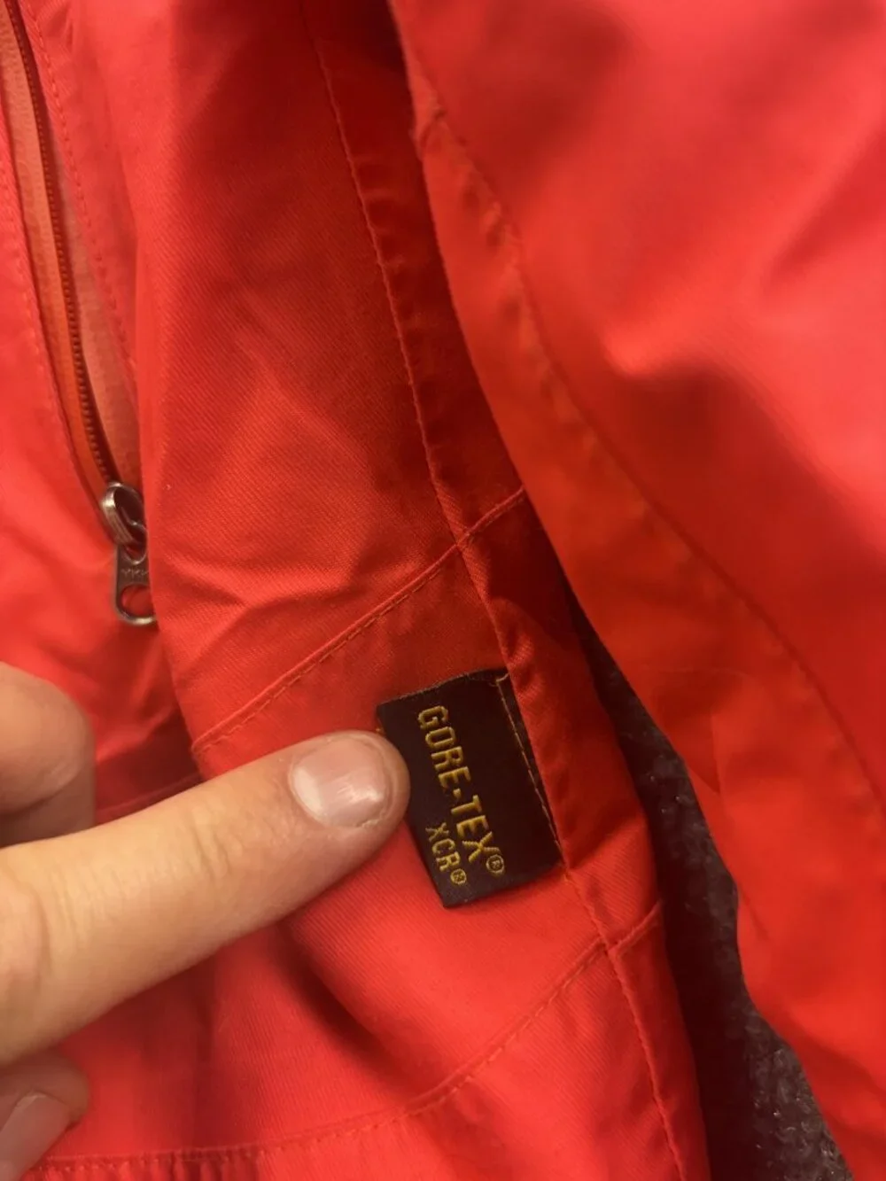 The North Face Jacket Womens Large Red GORE-TEX Hooded Rain Coat Zip Pockets - Picture 2 of 8